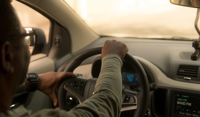 Grad puni budžet preko putnika? Nova Uber i Lyft taksa širi se van centra Čikaga