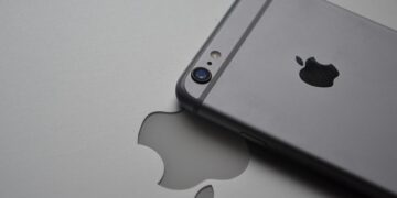 iPhone star 12 godina dobio ažuriranje: Apple nadmašio sva očekivanja!