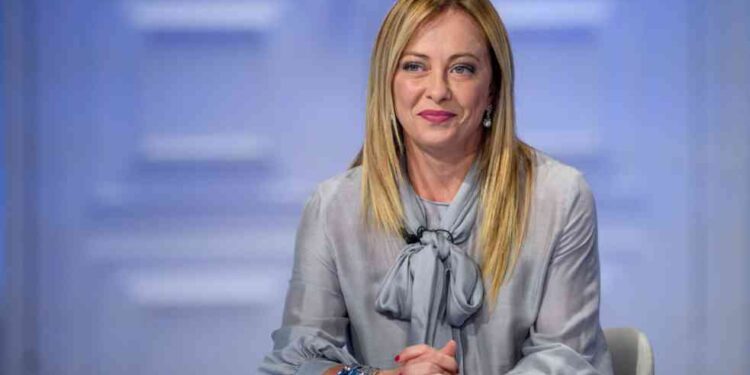 Drastične mere uzdrmale Italiju, pljušte optužbe zbog poteza premijerke Meloni