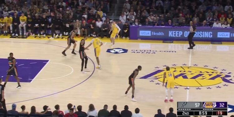 Lejkersi bez Lebrona i Luke nemoćni protiv San Antonija