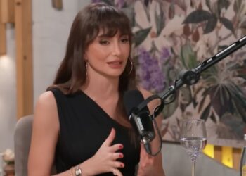 Otkriveno čime se Emina Jahović bavila kao tinejdžerka, ceo Novi Pazar je znao i pre nego što je postala pevačica