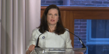 Sukob vlasti u Čikagu zbog ICE racija – Politička borba ili zaštita građana?