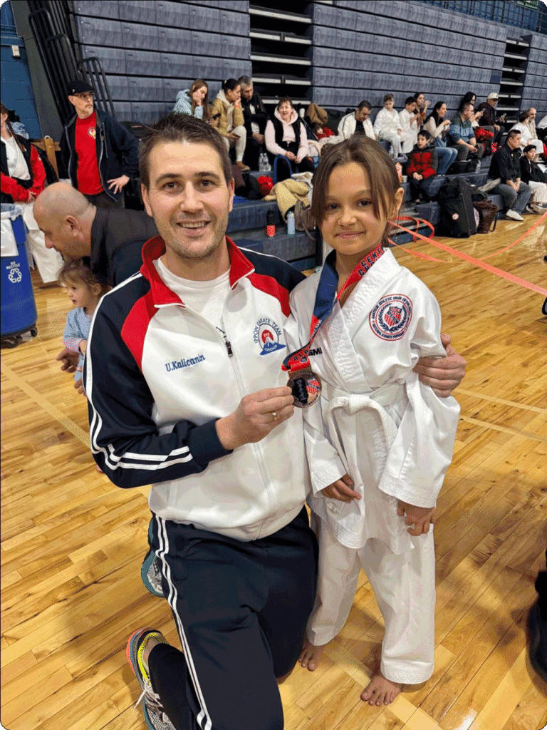 Osmesi nakon osvojenih medalja – ponos i radost.; Foto: Privatna arhiva