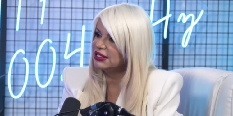 Dara Bubamara sa bivšim mužem kupila sinu stan u Parizu od 500.000 evra