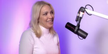 Milica Todorović sprema krštenje sina: Pevačici pomaže oženjeni dečko