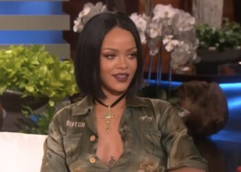 Žena koja je pucala na Rijaninu kuću optužena za pokušaj ubistva