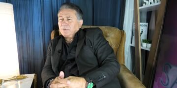 Veliki hit Harisa Džinovića pisan je za ovog pevača: Pesma je bila snimljena za mene