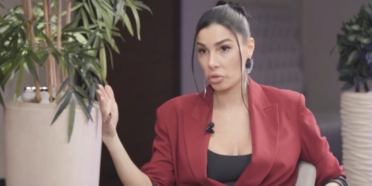 Imali smo teških situacija: Mia Borisavljević o braku, deci i estradnim svađama