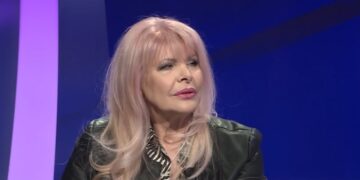 Hanka Paldum ne izlazi iz kuće: Komšije čuvene pevačice otkrile kako živi dok joj je sin u zatvoru