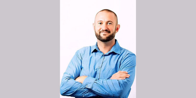 Dušan Krstić, inovator Koška, pametnog koša koji menja pravila igre; Foto: Privatna arhiva