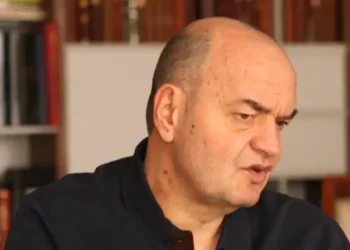 Duško Vujošević hitno hospitalizovan – Lekari vode tešku borbu za njegovo zdravlje