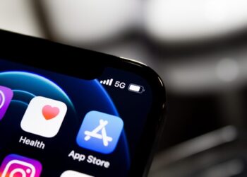 Apple popustio pod pritiskom EU: iPhone više nema samo jedan App Store – Evo šta se menja za milione korisnika