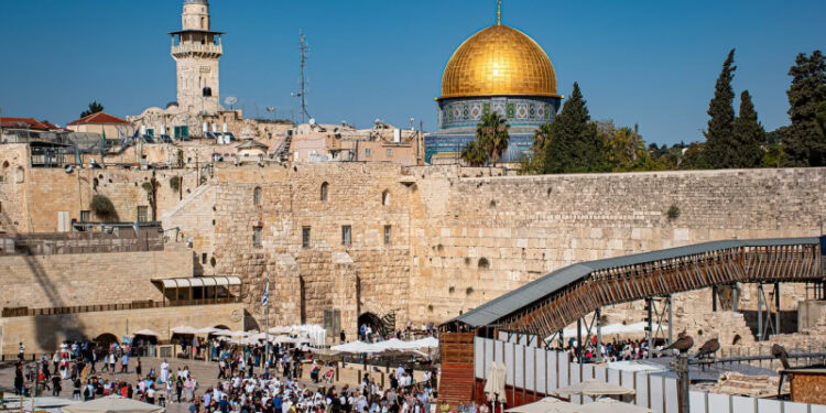 Francuzi traže i postavljaju istorijski ultimatum: “Priznajte Izrael ili sledi rat”