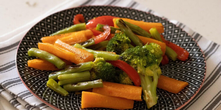 Zaboravite skupe suplemente: Ovo povrće čuva vaše srce, mozak i imunitet