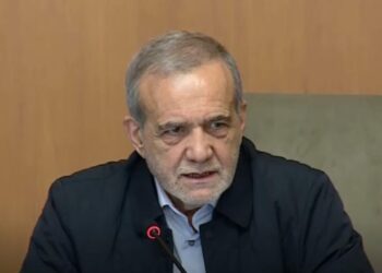 Otvoreno pismo: Masoud Pezeshkian direktno pita Amerikance – Ko zapravo vodi njihovu politiku?