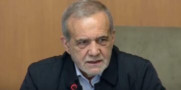 Otvoreno pismo: Masoud Pezeshkian direktno pita Amerikance – Ko zapravo vodi njihovu politiku?