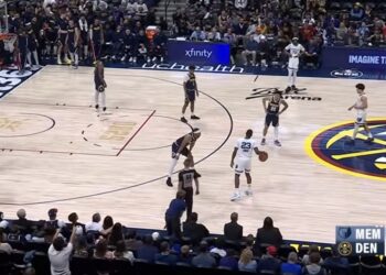 Jokićev tripl-dabl za tri četvrtine i lični rekord sa Nagetsima