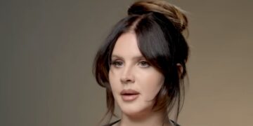 Lana Del Rey predstavila naslovnu pesmu za novu James Bond video igru