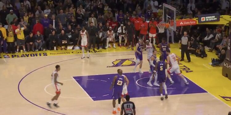 Hjuston izborio šestu utakmicu, Lejkersi i dalje u prednosti