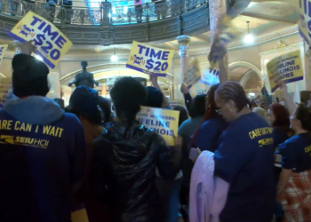 Negovatelji u Illinois-u traže veće plate – “Brinemo o najranjivijima, vreme je da budemo pošteno plaćeni!”