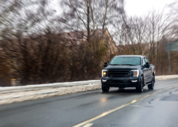 Masovni opoziv Ford vozila u SAD: Više od 420.000 automobila povučeno zbog opasnog kvara