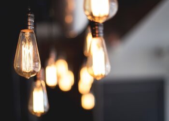 Dobre vesti za domaćinstva: Računi za struju u Illinois-u manji i do $20