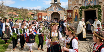 Lazareva subota u Čikagu – Dan kada dečija radost otvara put ka Vaskrsenju