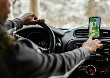 Vožnja postaje luksuz: Vozači u Čikagu napuštaju Uber i Lyft zbog goriva od $6 – Šta to znači za putnike?