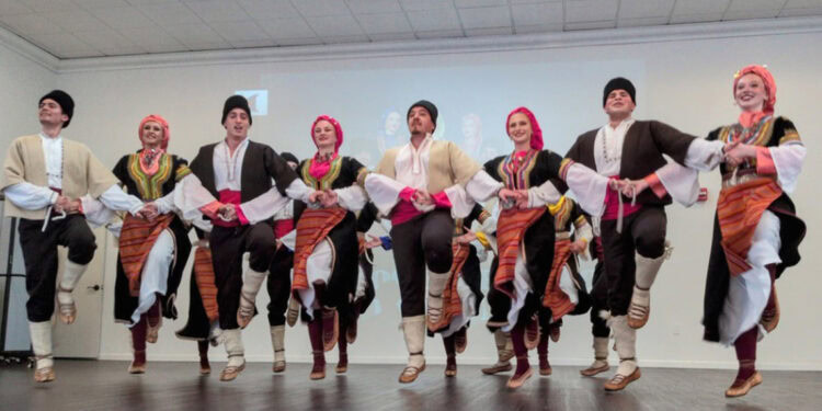Folklor, osmesi i tradicija spojili su generacije u Majamij; Foto: SCA Oplenac, Kulturni Trg