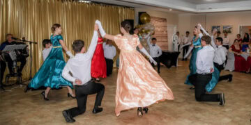 Bistra voda iz Floride čuva srpsku tradiciju: aplauzi, emocije i folklor koji spaja generacije; Foto: Jelena Mulin
