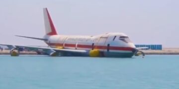 Boeing 747