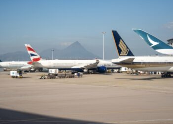 Od dugih redova do polupraznih aviona: Šta se dešava na evropskim aerodromima