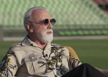 Rat vas promeni i unizi: Dino Merlin otvorio dušu o siromaštvu, majci i životnim borbama
