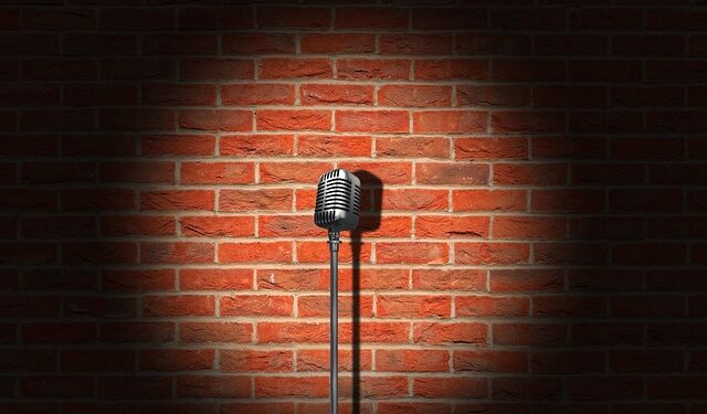 Čikago postaje prestonica smeha: Velika imena stand-up scene stižu na 312 Comedy Festival