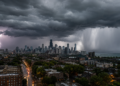 Čikago na udaru više talasa oluja: Prete snažni vetrovi, grad i iznenadne poplave