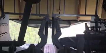Ruski avion „iljušin“ gasi požar u Deliblatskoj peščari, gori širom Srbije