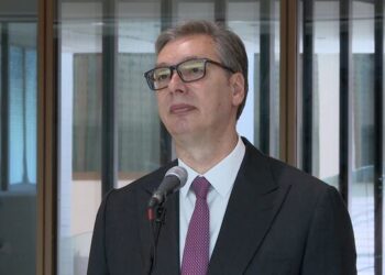 Vučić najavio veće plate i penzije već ove godine: „Penzije će ubuduće pratiti plate“