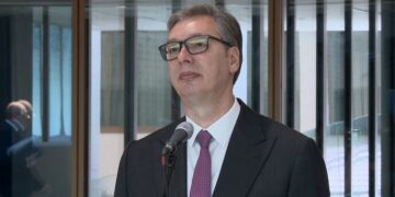 Vučić najavio veće plate i penzije već ove godine: „Penzije će ubuduće pratiti plate“