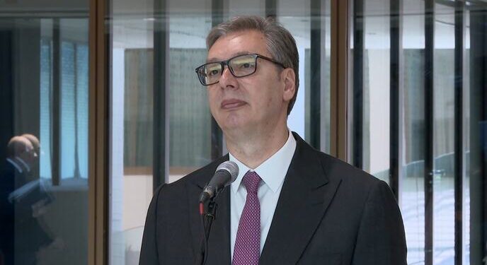 Vučić najavio veće plate i penzije već ove godine: „Penzije će ubuduće pratiti plate“