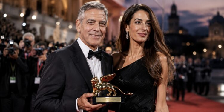 George Clooney primio Zlatnog lava u Veneciji: Emotivan govor zasenio crveni tepih, Amal oduševila elegancijom